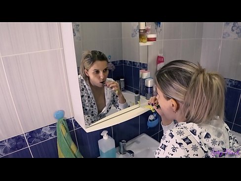 ❤️ Hack með unga í náttfötum endar oral ásamt í rass - lety black Klám hjá okkur is.hentaiteca.ru